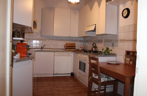 San Niccolo Apartment | LOVELY, LARGE, AFFORDABLE APT WITH MAJESTIC VIEW-PONTE VECCHIO