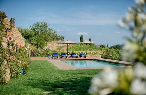 Panzano in Chianti Apartment | Luxury Chianti with Charme, View, Pool and private Patio