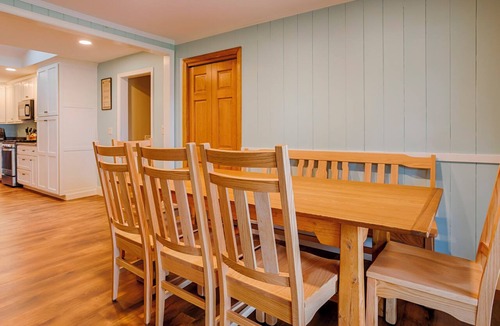 Town of Jerusalem Cottage | Maya's Palace: Pet-Friendly Keuka Lake Escape!