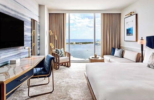 17th Street Causeway Hotel | Omni Fort Lauderdale Hotel