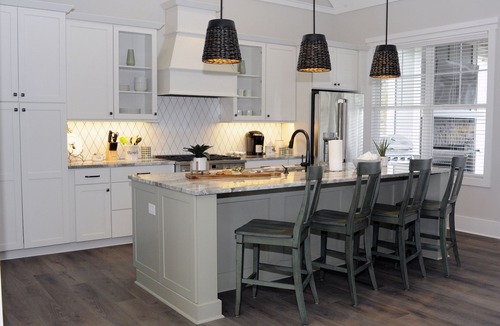 Eatonton Cottage | Pet Friendly and Gorgeous Top Side Cottage at Cottage Cove at Lake Oconee!