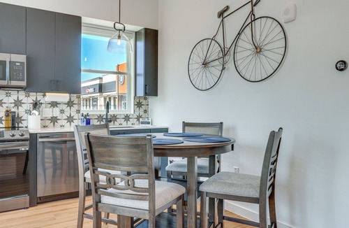 New Braunfels Apartment | Pet-friendly New Braunfels Condo w/Shared Pool!