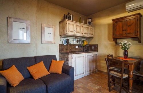 Civitella Paganico Apartment | Poggio alla Rocca - CORBEZZOLO