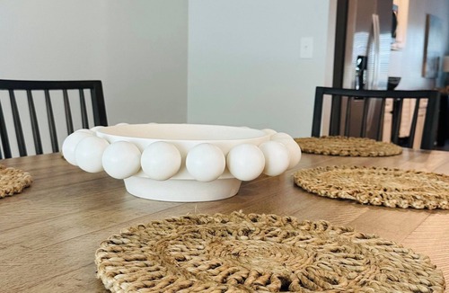 Eatonton House | PRIME Masters Tournament Rental, close to dining and shopping, lake front