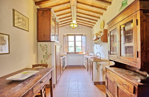 Sarteano Villa | Private Villa with private pool, WIFI, pets allowed, panoramic view, parking, close to Montepulciano