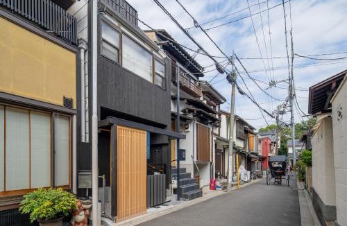 Sannenzaka Ninenzaka House | Rinn Yumemizaka Yumeko