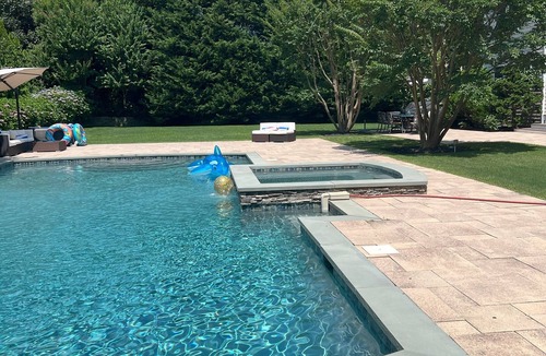 Tuckahoe Villa | Southampton Paradise with Saltwater Pool & Spa & 3 minutes to Best Beach in USA