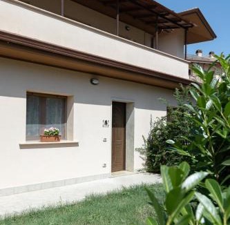 Torrita Tiberina Apartment | Station House