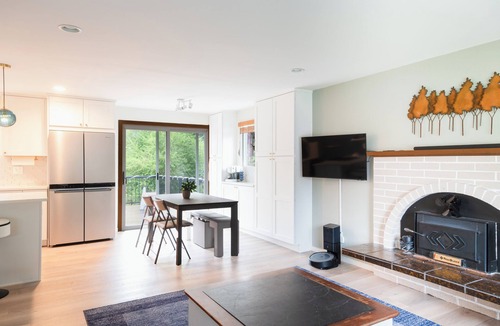 North Creek House | Suburban Oasis w/Hot Tub, Fitness Room, and Office in Serene Bothell