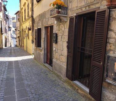 Grotte di Castro Apartment | The Stone House Historic Center