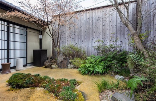 Higashiyama House | Tofukuji Sakura 東福寺 桜