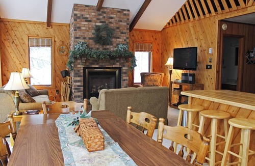 Bessemer Ski Chalet | Trailside Home on Powderhorn Mountain with A Sauna and Hot Tub