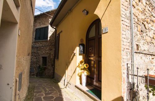 Orciatico Apartment | Tuscan retreat