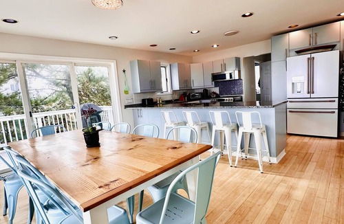 Broadkill Beach House | Unique retreat right on the beach - unwind and reconnect -linens - child items