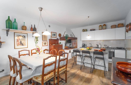 Monteriggioni House | Vana Hills House - Three Bedroom House, Sleeps 8