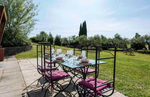 Montevarchi Villa | Villa al Vento by Mmega