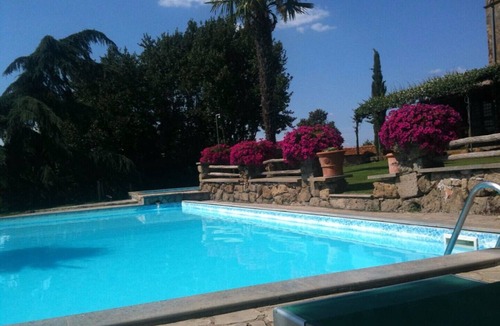Soriano nel Cimino Apartment | Villa Arzilla - TULIP ROOM
