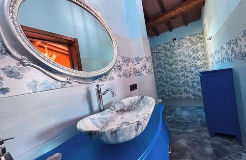 Villa Campanile House | VILLA BENEDETTI: PRIVATE POOL, TUSCAN COUNTRYSIDE, IDEAL FOR FAMILIES AND GROUPS