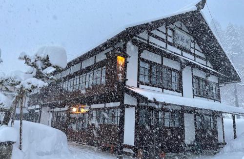 Togakushi Hotel | Yadoya Shiroganeya Limited to one group per day (2 to 8 people) Fully booked traditional building inn Traditional culture experience