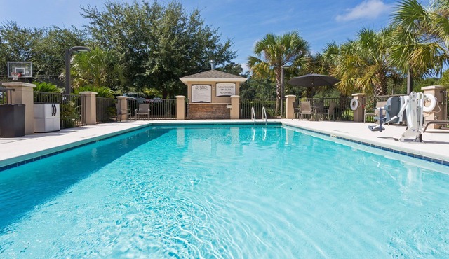 2 Bedroom Suite in Tallahassee! Free Breakfast + On-Site Business Center