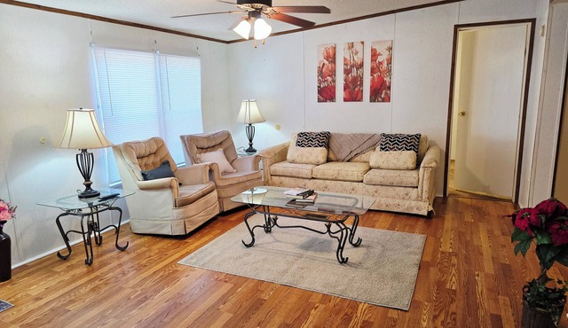 3-bedroom mobile home in delightful community