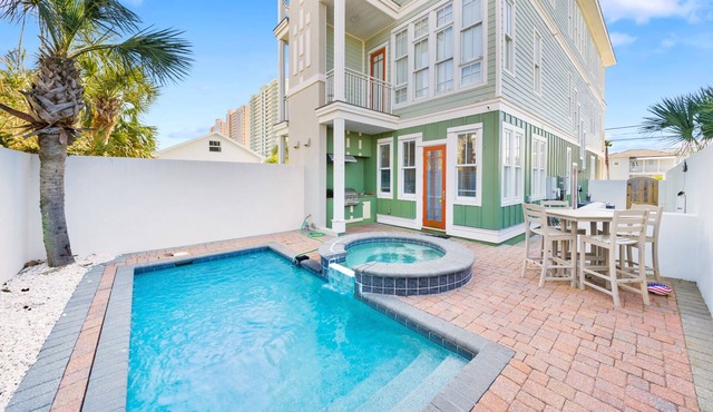 Aloha Beaches | Renovated Gulf-Front Escape
