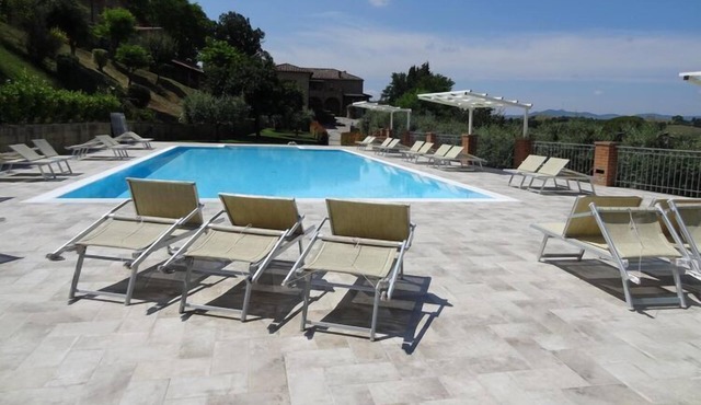 Apartment in Volterra with Panoramic Views
