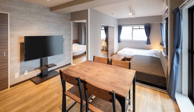 Apartment Type C double bed x 1 single bed x 2 - 10C/Osaka Ōsaka