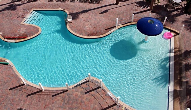 Beach is Calling! 2 Serene Units, Surfing, Pool, Close to Daytona 500 Experience