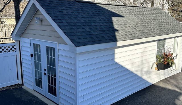 Beautiful & Convenient Studio Downtown Devon