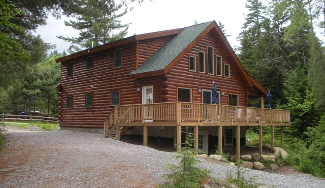 Beautiful Log Home NINJA 7086056