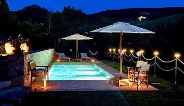 Beautiful private villa with private pool, WIFI, A/C, TV, patio, pets allowed and panoramic view