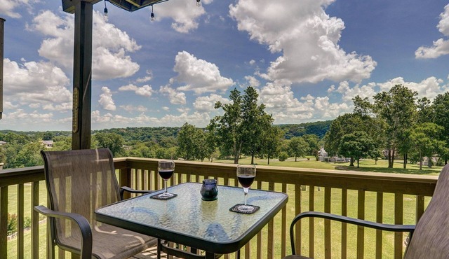 Black Bear Condo Golf View Next to Pools & Clubhouse Walk‑In Gated