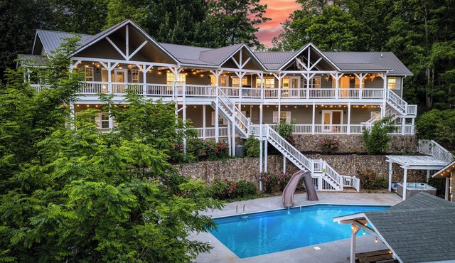 Blue Ridge Mountain Retreat | Sleeps 26 | Pool, Spa, Game Room | Family Reunions