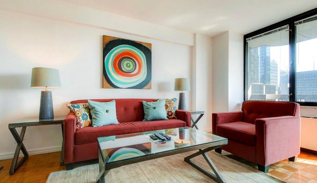 Bluebird Suites in Midtown West
