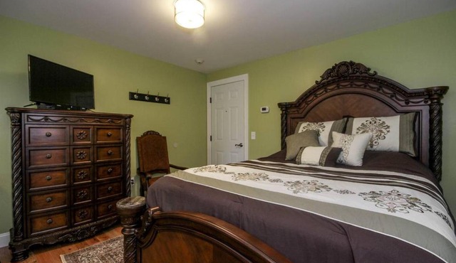 Cold Spring Hotel