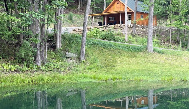 Cozy cabin in charming Hornell.Riding distance to Tall Pines and close to Alfred