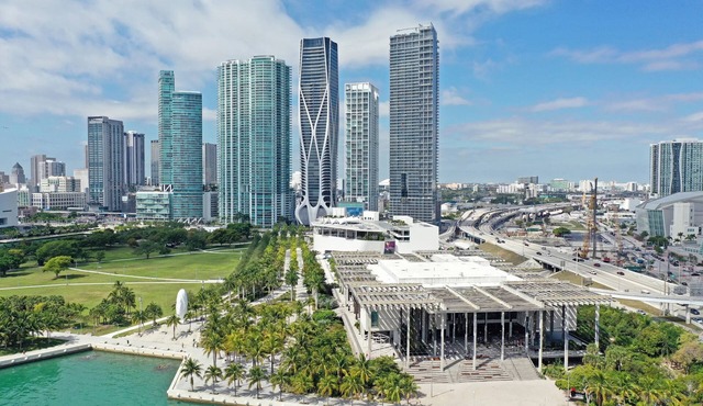 Cozy Private House, near Miami Airport - Free parking