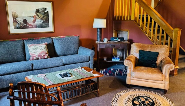 Cozy Town Home Overlooking Amazing Whiteface Golf Club - rental permit #200220