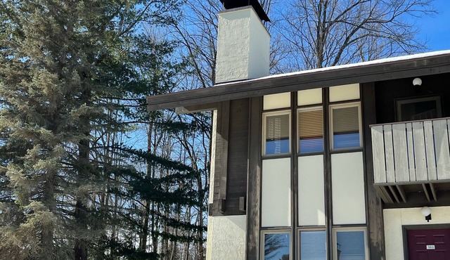 Fantastic Memorial Day Prices - Boyne Mountain Villa 3 bdrm+loft& 2 bath