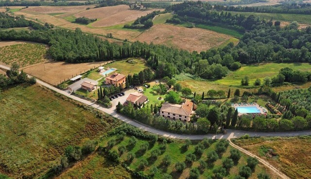 Farmhouse Apartment (Lilac 2+2) Volterra Area, San Gimignano, Pisa