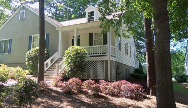 Golf Cottage located on Great Waters Driving Range