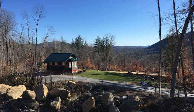 Gorgeous Mountain Top Cabin with Beautiful Views