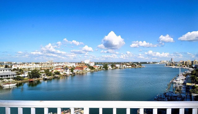 Harborview Grande 705 Bay Front Condo