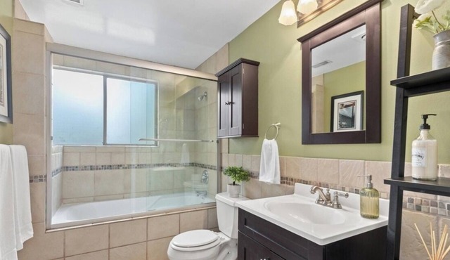 Lake Serene Guest House, Lynnwood
