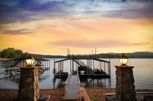 Lakeview Landing