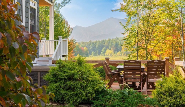 Luxury Home With Mountain View