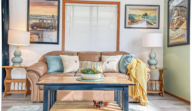 Meadowview Clean & Comfortable Home by River Side
