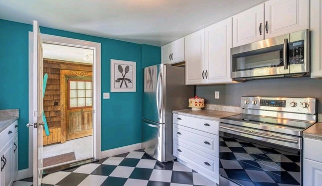 *New* The Foundry Getaway 2BR/1 BR