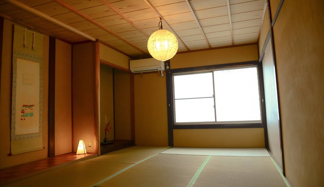 Nishioji Kado